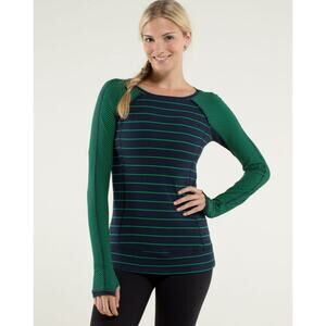 Lululemon Full Tilt L/S
Slalom Stripe Inkwell / Hyper Stripe Green Bean Sz 6